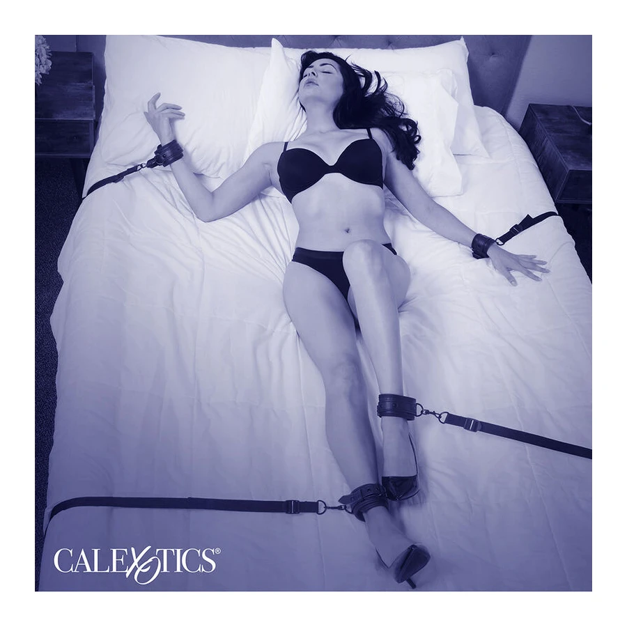 CALEXOTICS - NOCTURNAL CEINTURE DE LIT RÉGLABLE EN CUIR NOIR